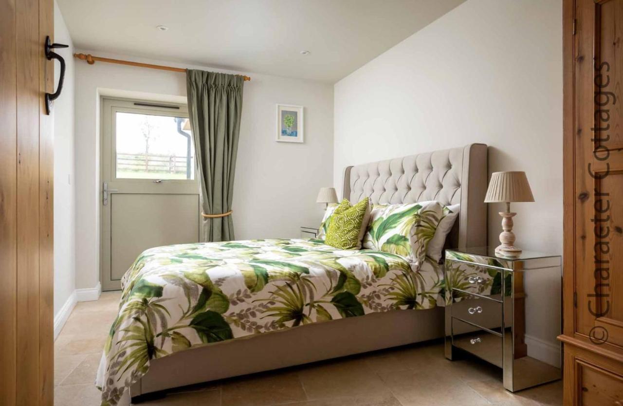 Flynn'S Barn Villa Aylworth Buitenkant foto